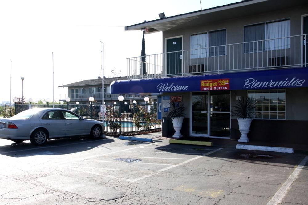 American Budget Inn And Suites-Modesto Exterior photo